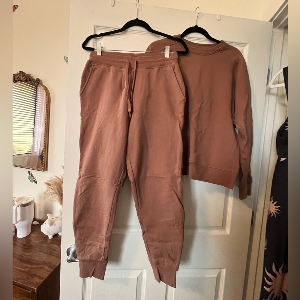 Girlfriend Collective 50/50 Coffee Relaxed Fit Jogger & Crewneck Set